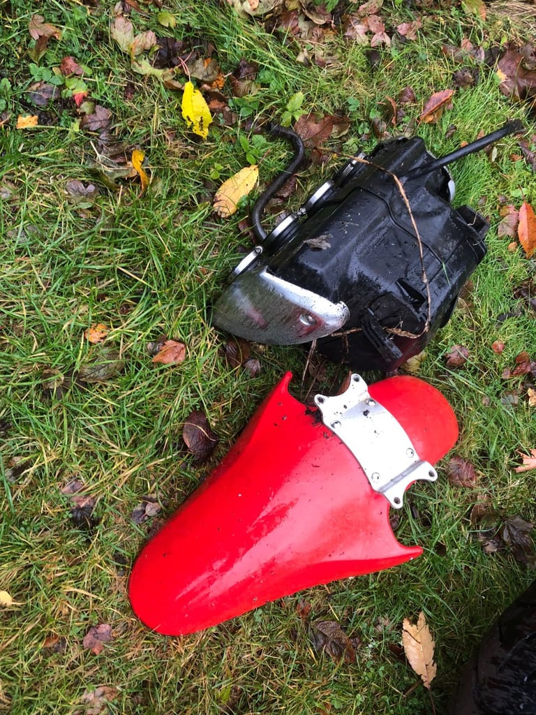 Yamaha R6 bits - FREE