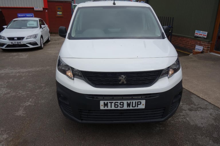 Peugeot Partner 1000 1.5 BlueHDi 100 Professional Van DIESEL MANUAL 2019/69