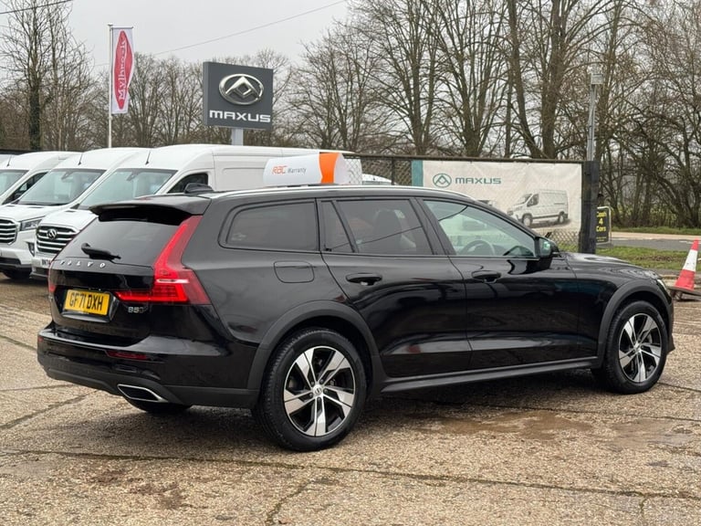 2021 Volvo V60 2.0 B5P Cross Country 5dr AWD Auto ESTATE PETROL Automatic