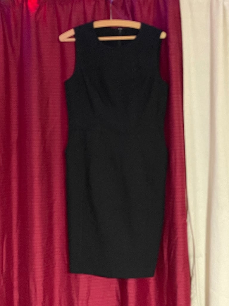 New Look Size 10 Black Coloured Dress Women’s Ladies 