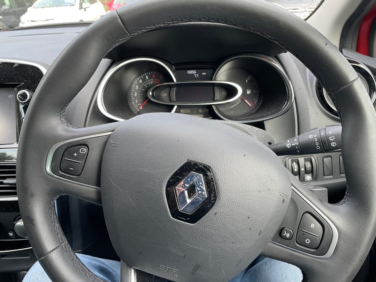 2017 Renault Clio 1.2 16V Dynamique Nav 5dr HATCHBACK Petrol Manual