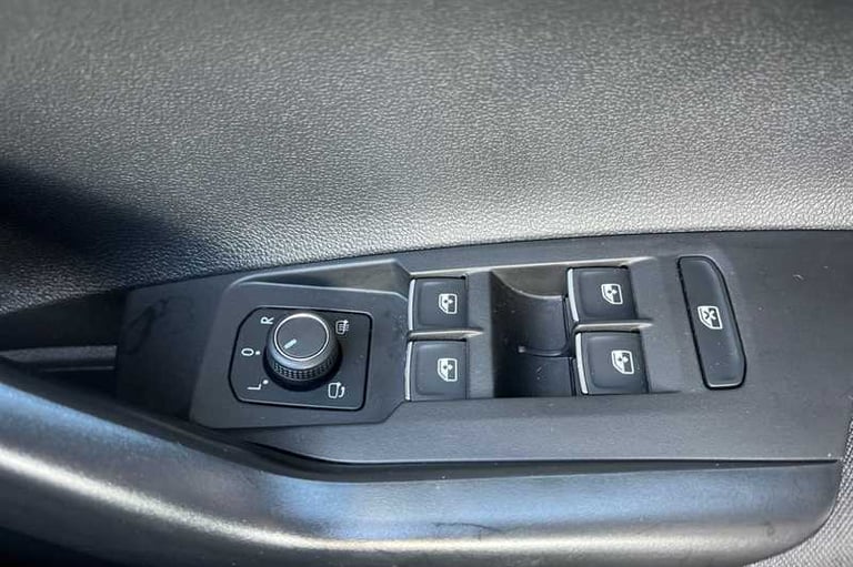 2023 Volkswagen Polo 1.0 TSI R-Line 5dr DSG HATCHBACK PETROL Automatic