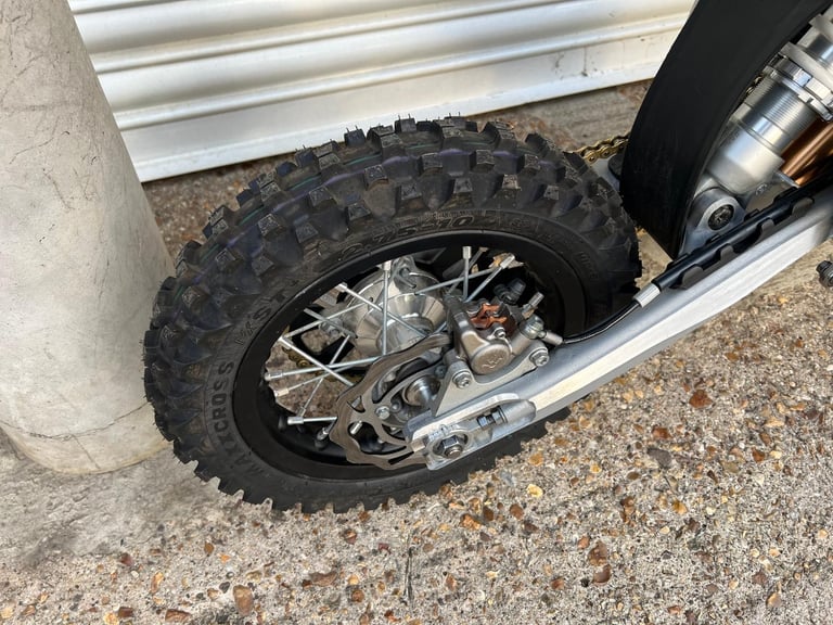 DANNYS DIRT BIKES MINT HUSQVARNA EE5 2024 ELECTRIC MOTOCROSS BIKE KTM E5 2024