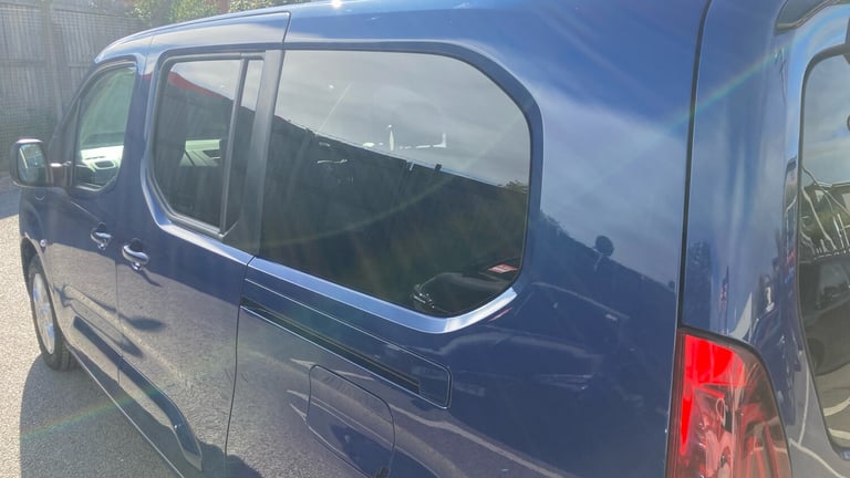 2022 Vauxhall Combo Life 1.5 Turbo D SE XL 5dr [7 seat] MPV DIESEL Manual
