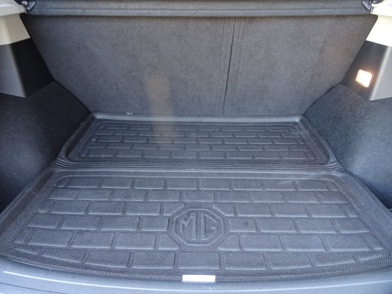 2020 MG MG ZS 1.0T GDi Excite 5dr DCT Automatic **LOW MILEAGE*ONLY 24000 MILES FROM NEW** HATCHBA...