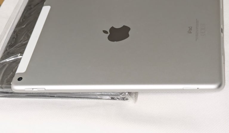 iPad 6 32GB WiFi and Sim Download any app for work, business, kids, or personal use