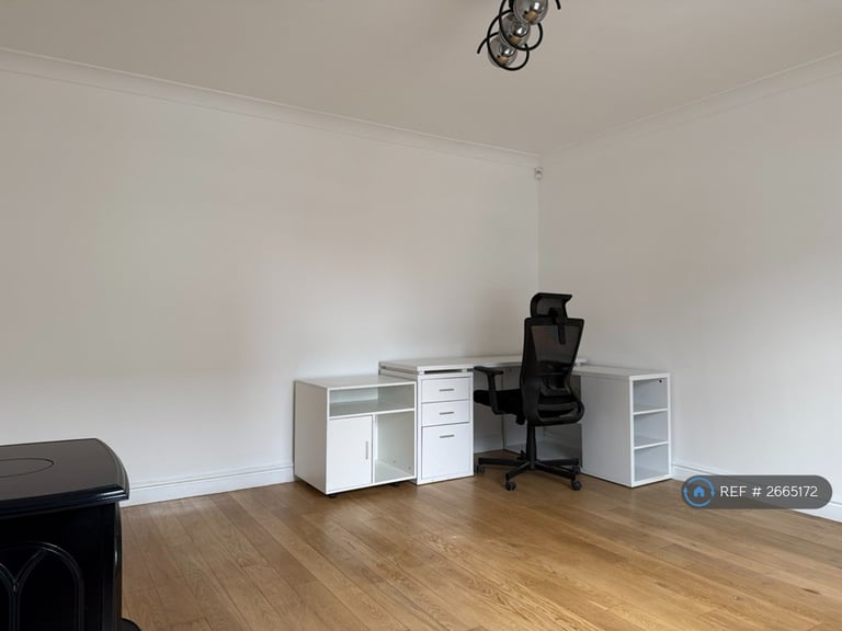 3 bedroom house in Grove Road, Pontardawe, Swansea, SA8 (3 bed) (#2665172)