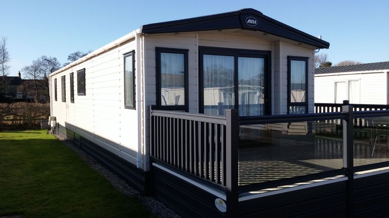 Luxury static caravan holiday home lodge at Swainby Country Park - All year access