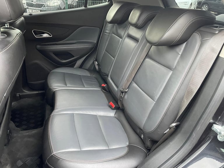 2015 Vauxhall Mokka 1.6i SE 5dr HATCHBACK Petrol Manual