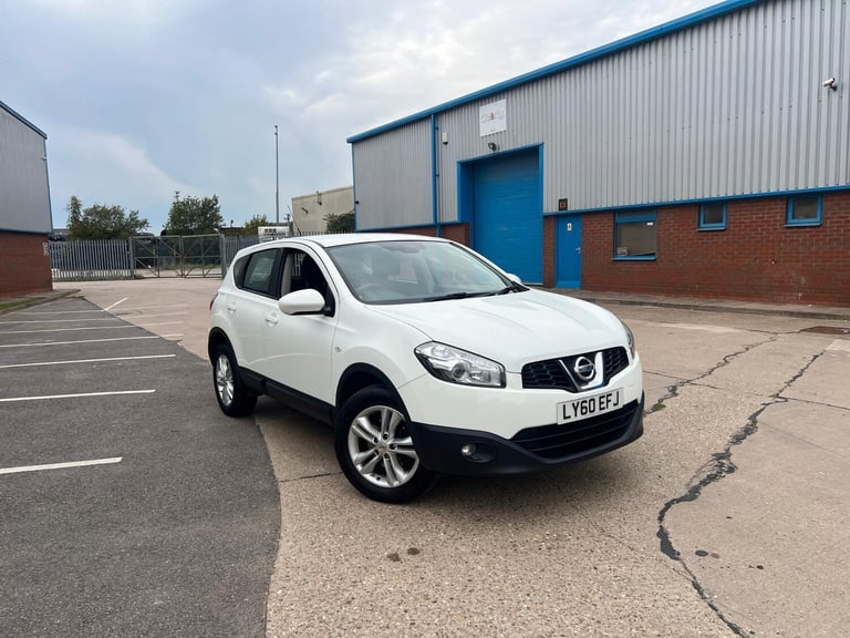 Nissan Qashqai 1.6 Acenta 2WD Euro 5 (s/s) 5dr Petrol Manual - Image 8