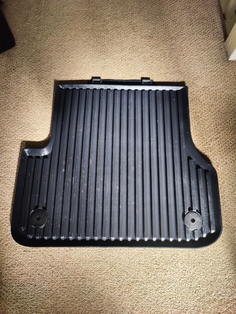 image for Gunuine Audi A6 Rubber floor mat set
