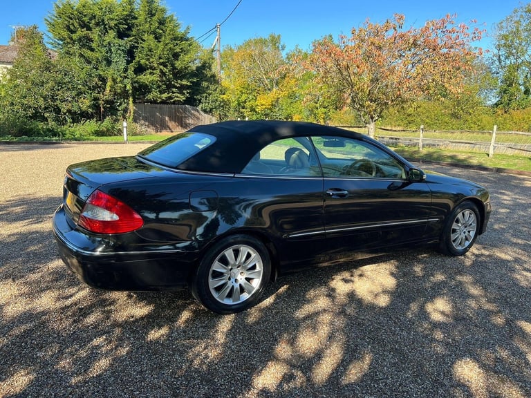 2006 Mercedes-Benz CLK 3.0 CLK280 Elegance Cabriolet 7G-Tronic 2dr CONVERTIBLE Petrol Automatic