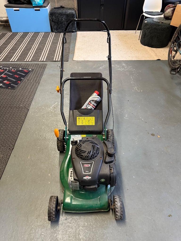 image for Briggs and Stratton 450e 125cc 