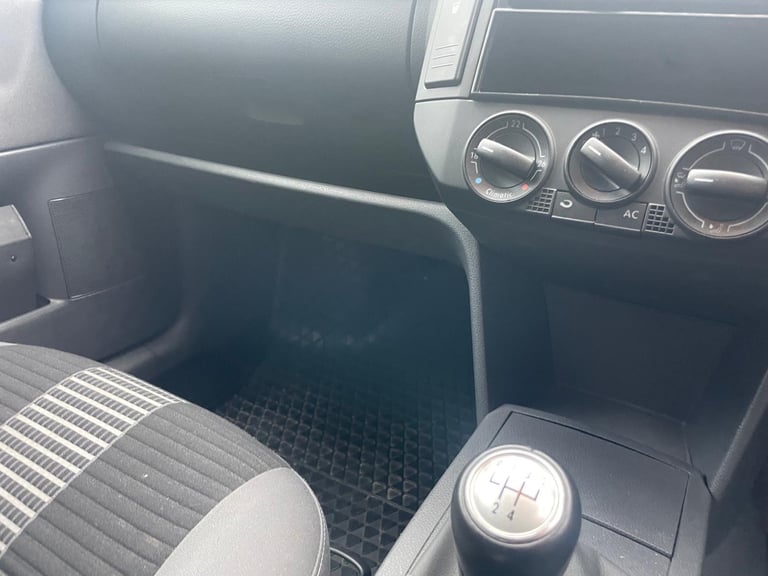 VW POLO 1.2 MATCH 09 REG BLACK 3 DOOR MOT SEPTEMBER 28TH 2026 FULL SERVICE HISTORY 48+MPG 