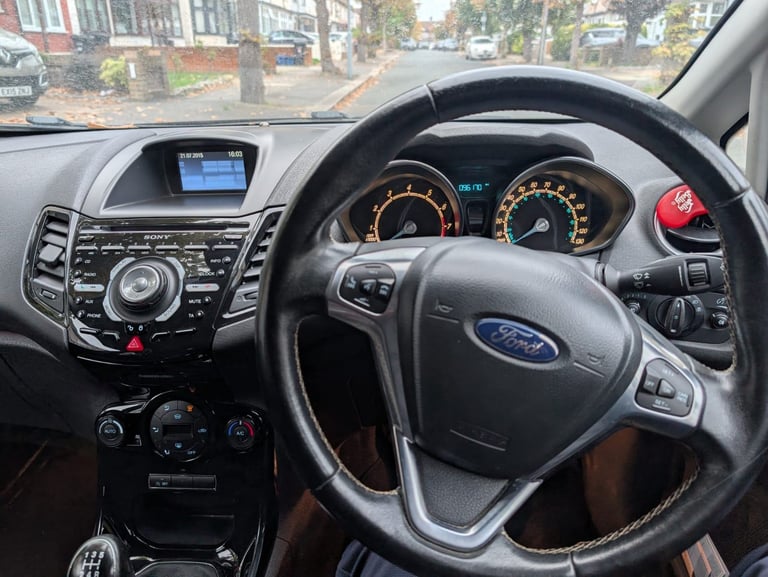 2015 Ford Fiesta 1.0 EcoBoost Titanium. ROAD Tax – £20   MOT till September 2026.!! 