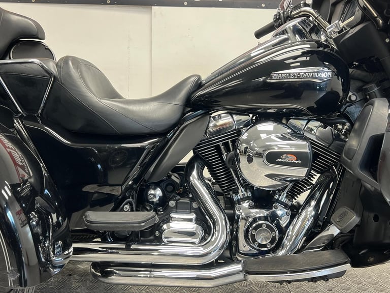 2014 Harley-Davidson Tri Glide 103 Trike - 25,000 Miles