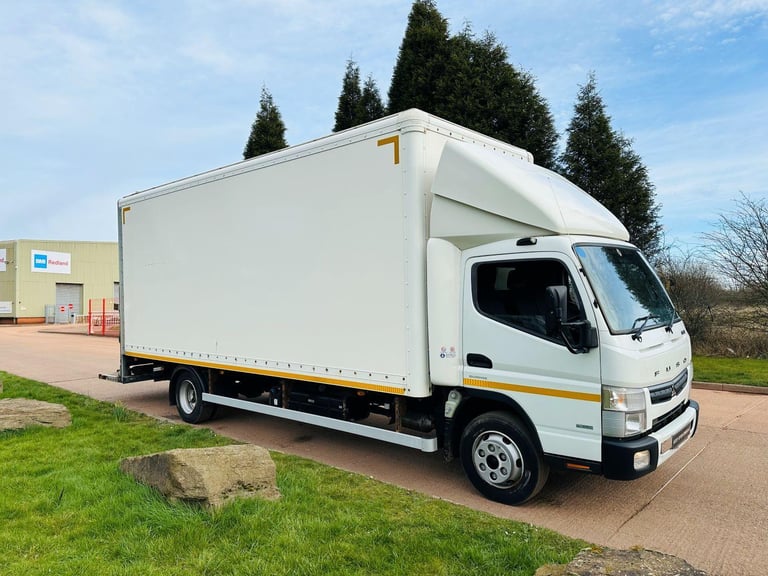2017 (67) MITSUBISHI FUSO CANTER 7C18 7.5 TON BOX, COLUMN TAIL LIFT
