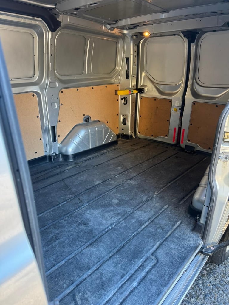 2013 Ford Transit Custom 2.2 TDCi 125ps Low Roof Trend Van PANEL VAN Diesel Manual