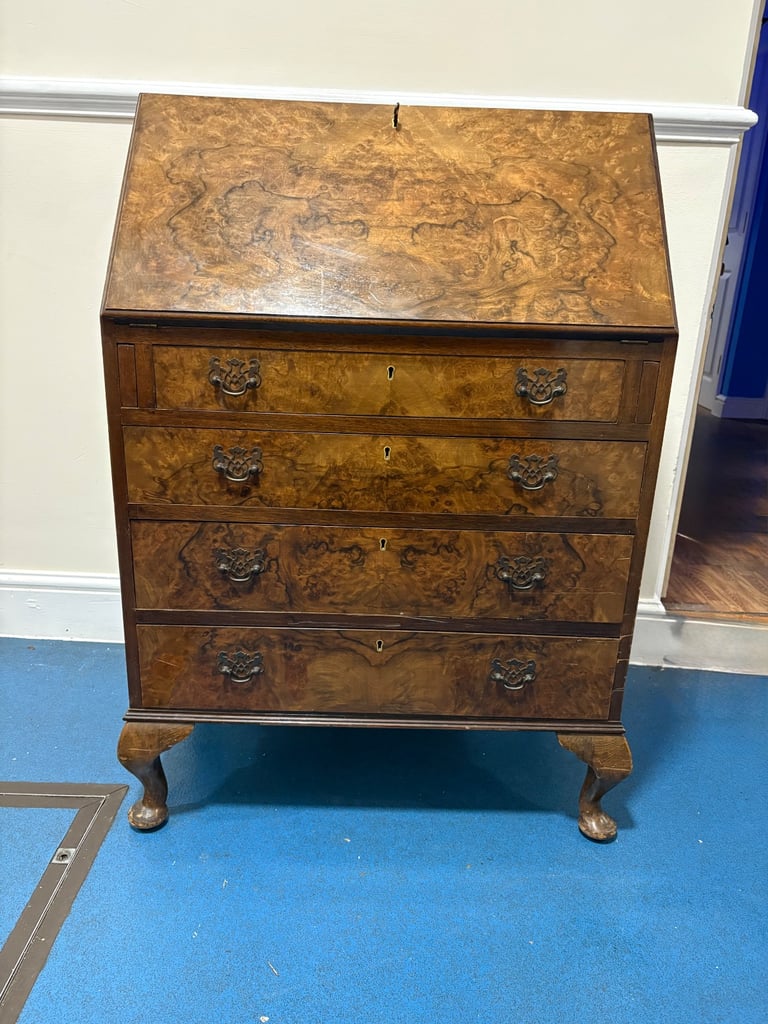 image for Antique Georgian Walnut Wood Bureau Writing Desk