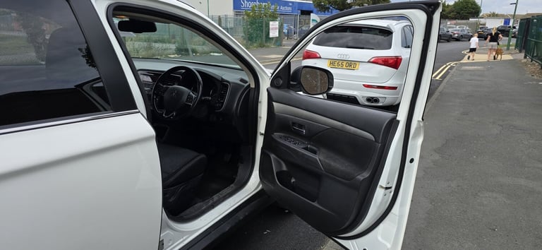 2016 Mitsubishi Outlander 2.2 DI-D GX3 5dr ESTATE Diesel Manual