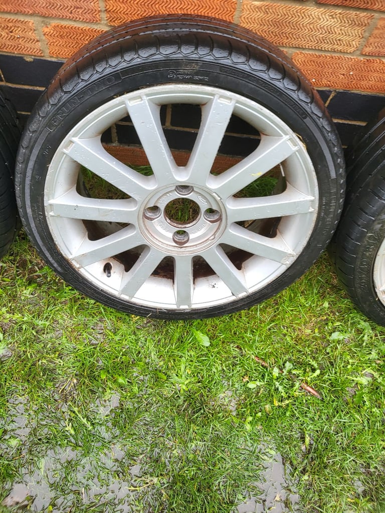 17 inch 4x108 Ford Alloy wheels