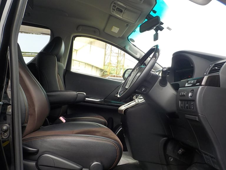 2013 Toyota Alphard 240S TYPE GOLD + 7 Seats MPV Petrol Automatic