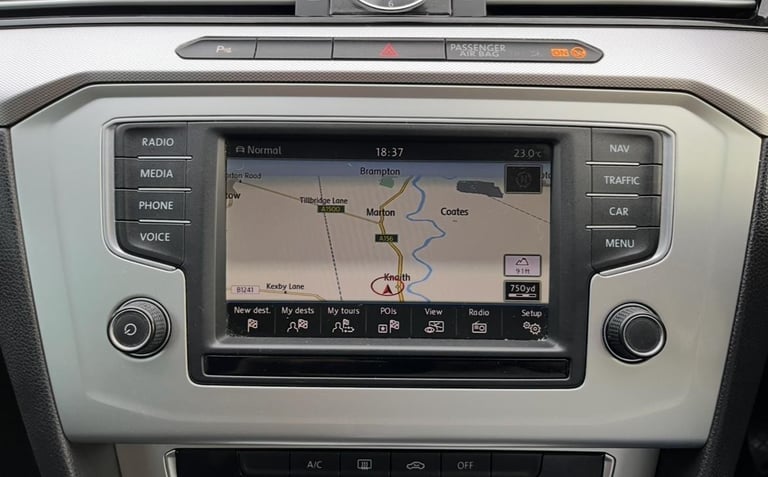 2015 VOLKSWAGEN PASSAT 2.0 TDi SE BUSINESS BLUEMOTION LONG MOT JUST SERVICED!