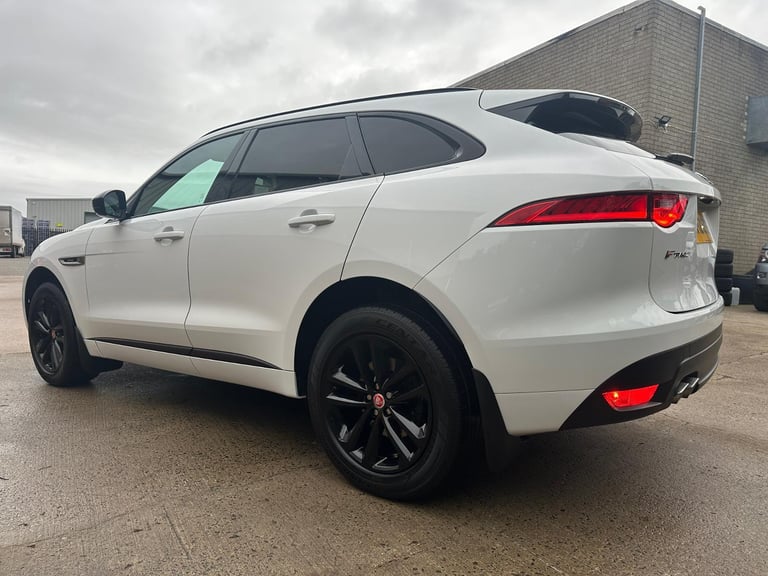 2017 Jaguar F-PACE 2.0 D 180BHP *** HUGE SPEC AWD R - SPORT EDITION *** AUTO