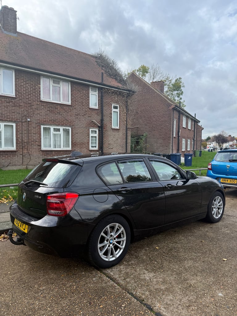 BMW, 1 SERIES, Hatchback, 2012, Manual, 1995 (cc), 5 doors