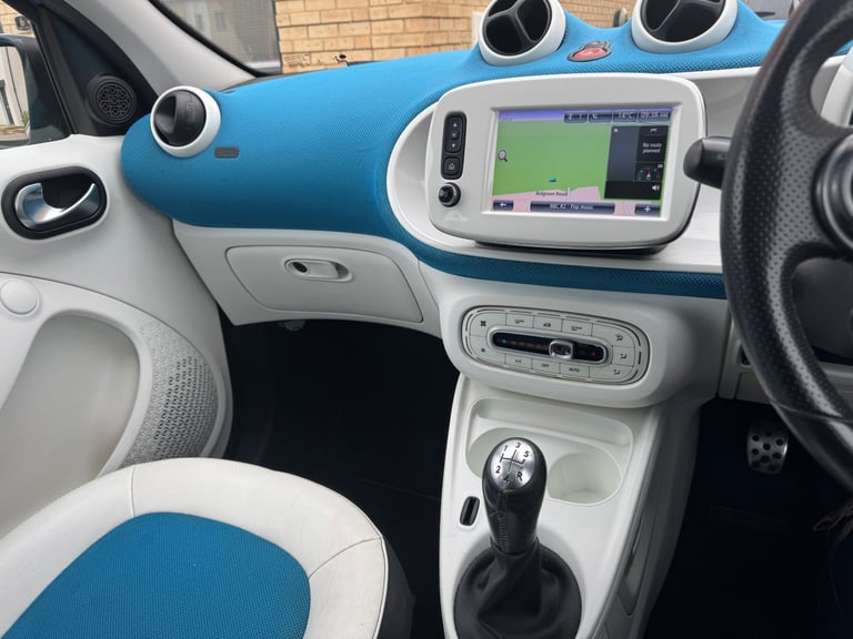 Smart, FORFOUR, Hatchback, 2015, Manual, 999 (cc), 5 doors