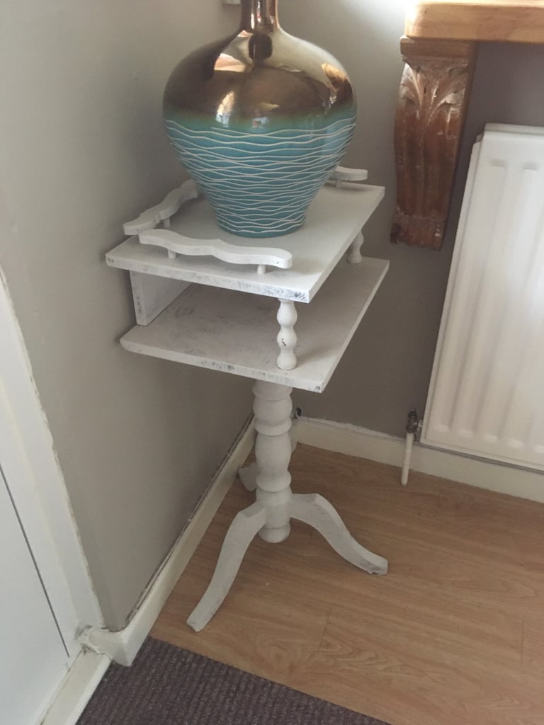Shabby chic book/ ornament stand