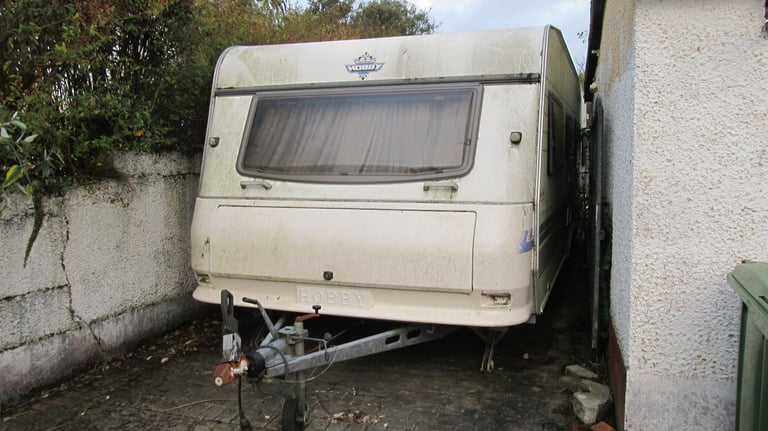 Hobby Excellent Caravan