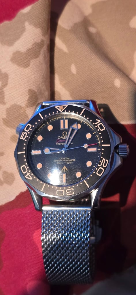 image for MENS 007 DESIGNER AUTOMATIC WATCH WITH BOX