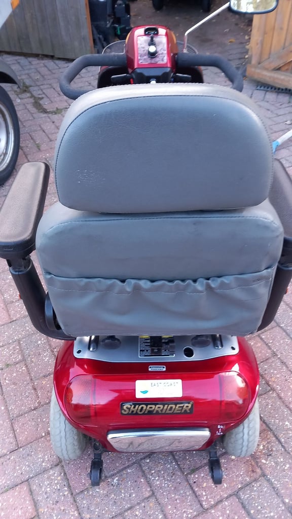 Shoprider cadiz mobility scooter, with warranty. 