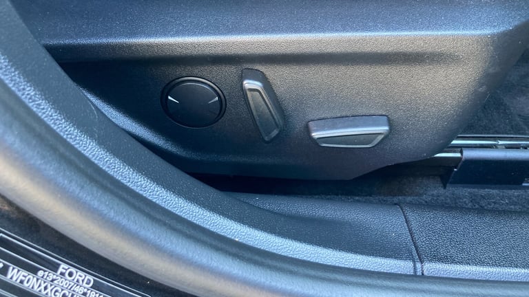 2022 Ford Focus 1.0 EcoBoost Titanium Vignale 5dr Petrol Hatchback Hatchback Petrol Manual