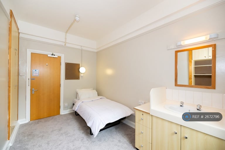 1 bedroom in Foley Street, London, W1W (#2672796)