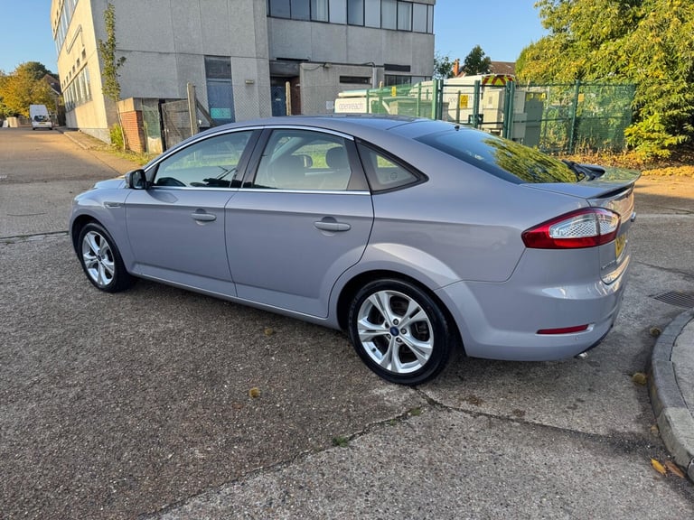 2012 Ford Mondeo 1.6 TDCi ECOnetic Titanium X Euro 5 (s/s) 5dr HATCHBACK Diesel Manual