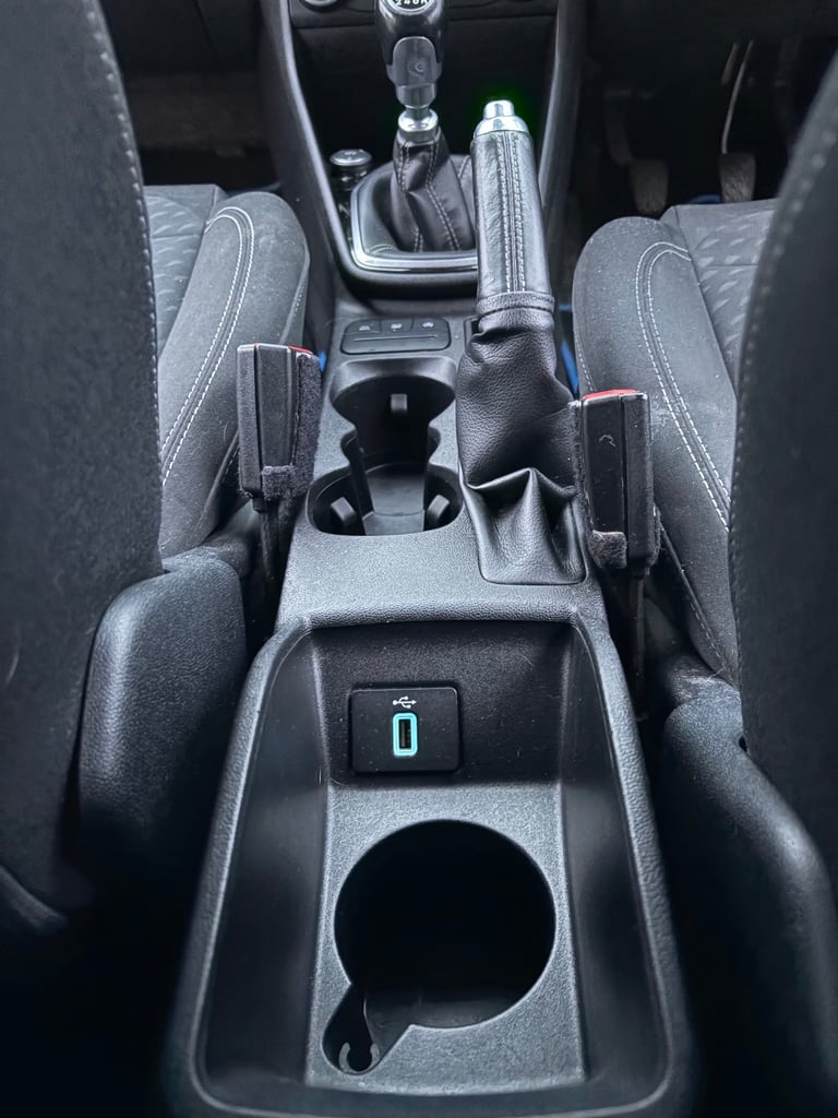 Ford, FIESTA, Hatchback, 2018, Manual, 998 (cc), 3 doors