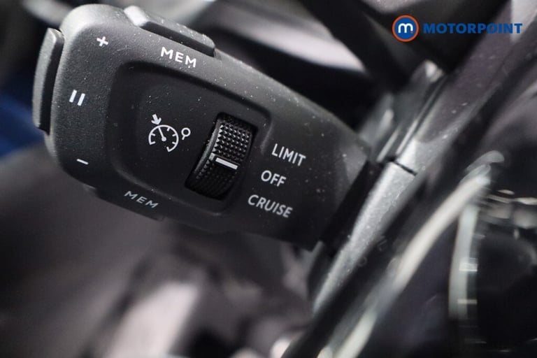 2022 Peugeot 3008 1.5 BlueHDi Allure 5dr EAT8 SUV Diesel Automatic