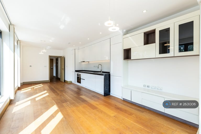 image for 1 bedroom flat in Stile Hall Parade, London, W4 (1 bed) (#2631306)