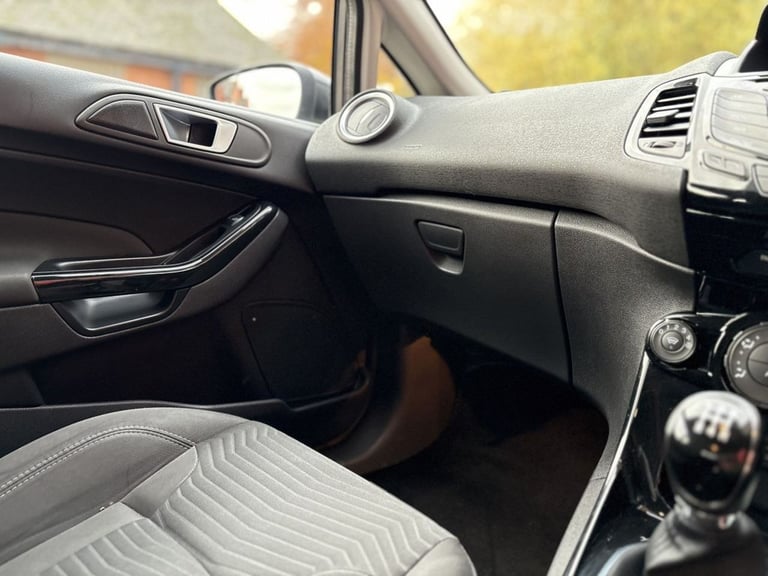 2017 Ford Fiesta 1.25 82 Zetec 5dr HATCHBACK PETROL Manual