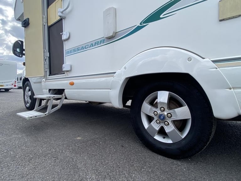 2004 (54) BESSACARR E445 4 BERTH MOTORHOME