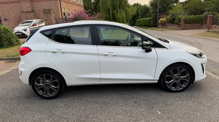 2018 FORD FIESTA 1.0T ZETEC 5 DOOR RUNS/DRIVES GREAT WET BELT DONE JUST SERVICED