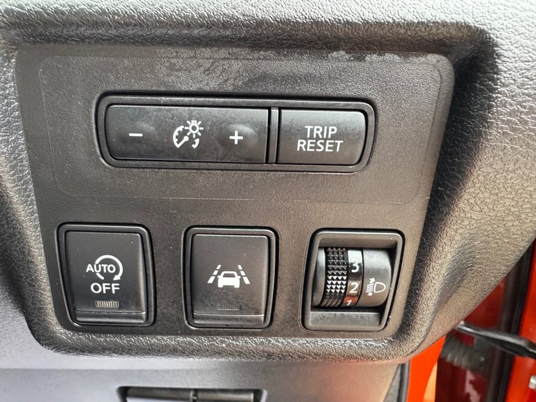 2017 Nissan Micra 1.5 dCi Tekna 5dr / £20 ROAD TAX / 80+ MPG / ULEZ / FSH