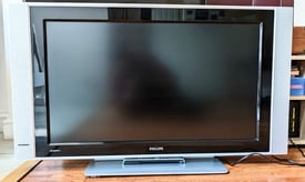 Philips TV LC320W01-SL01 Used Good Working Condition