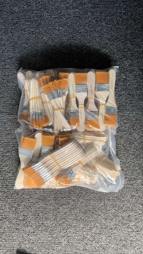 JOB LOT PaintBrushes. 240 Pieces