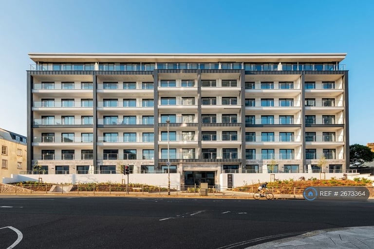 1 bedroom flat in Notte Street, Plymouth, PL1 (1 bed) (#2673364)