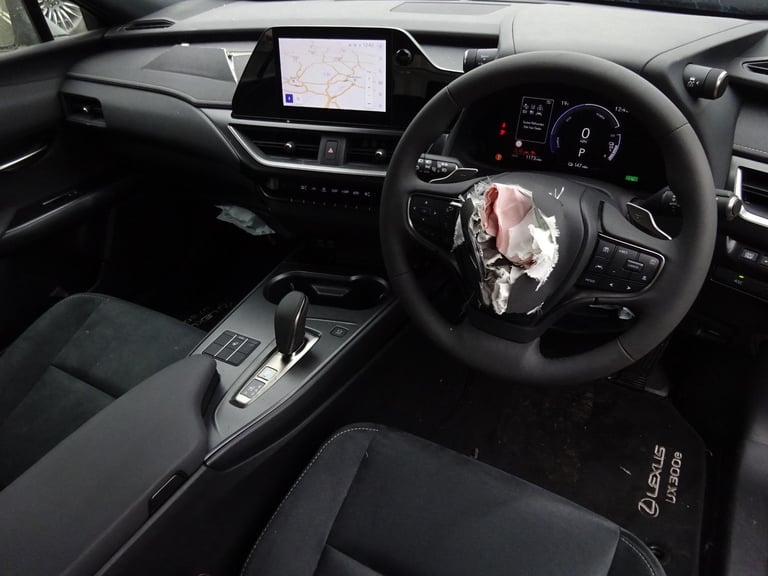 2025 25 REG LEXUS UX 300E URBAN ELECTRIC AUTO DAMAGED REPAIRABLE SALVAGE