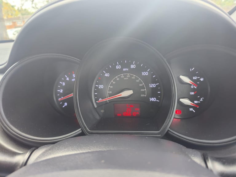 2013 Kia Rio 1.4 CRDi 2 EcoDynamics 5dr HATCHBACK DIESEL Manual