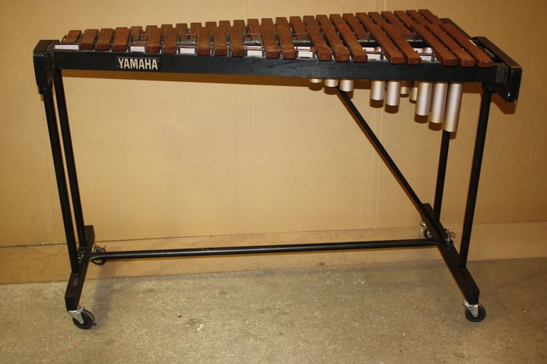 Yamaha YX-135 Standard Xylophone With Resonators 3 1/2 Octaves + Padauk Tone Bars ~ £700 ono